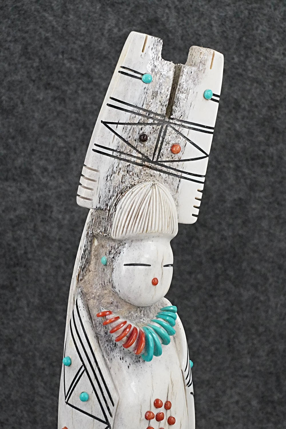 Corn Maiden Zuni Fetish Carving - Claudia Peina