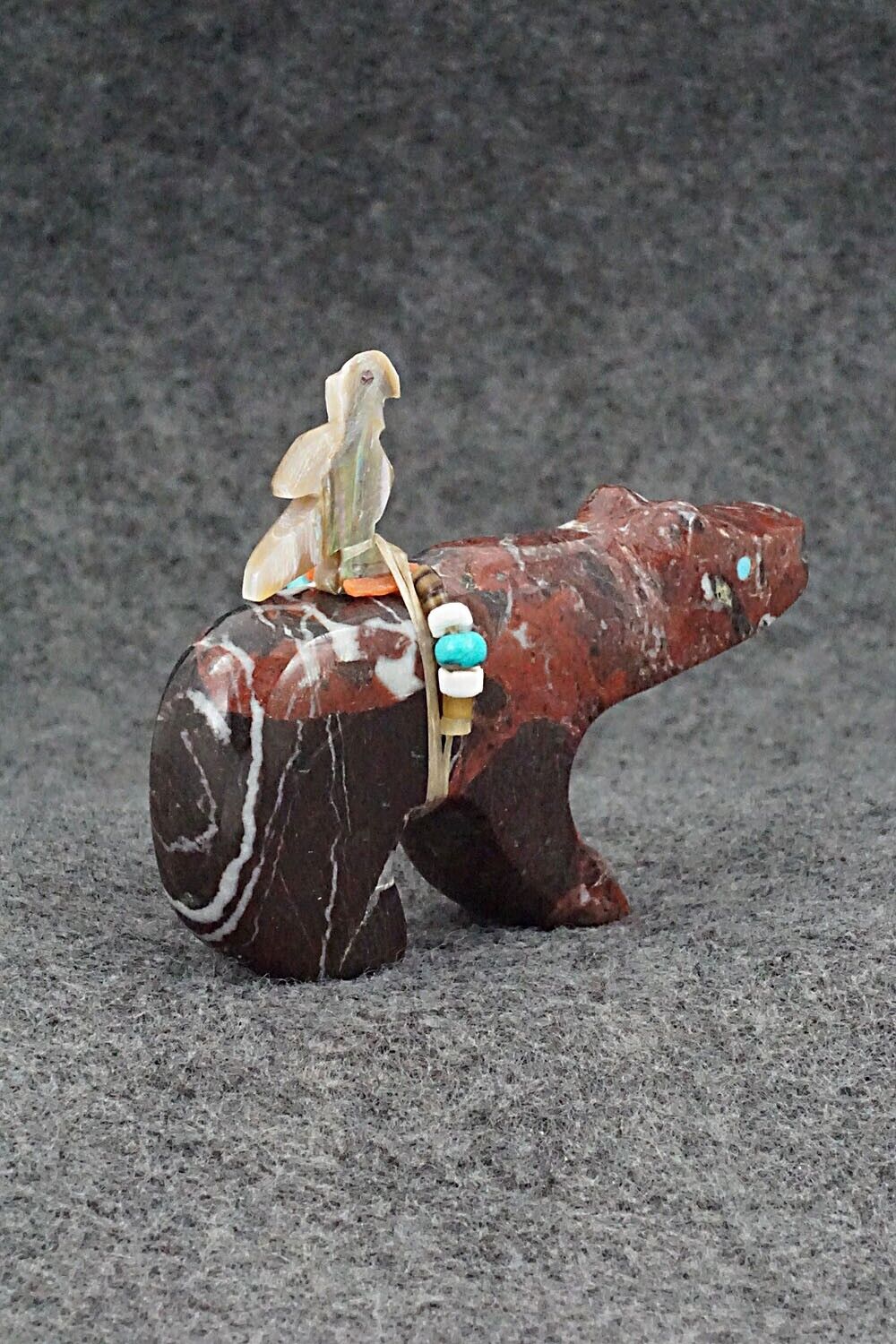Bear w/Bird Zuni Fetish Carving - Fernando Laiwakete