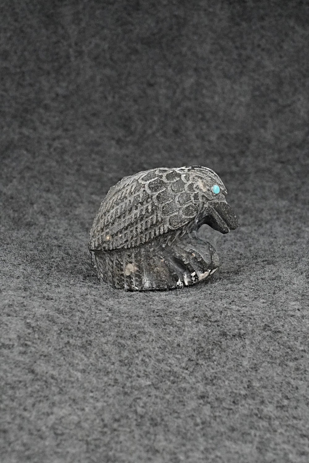 Crow Zuni Fetish Carving - Derrick Kamasee