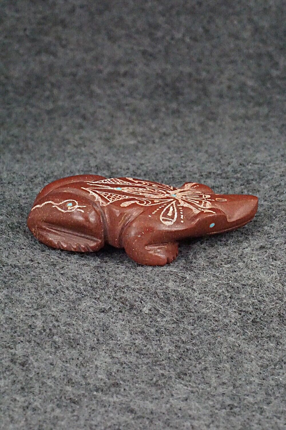 Frog Zuni Fetish Carving - Adrian Cachini