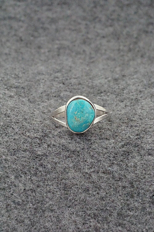 Turquoise & Sterling Silver Ring - Theresa Smith - Size 7.75