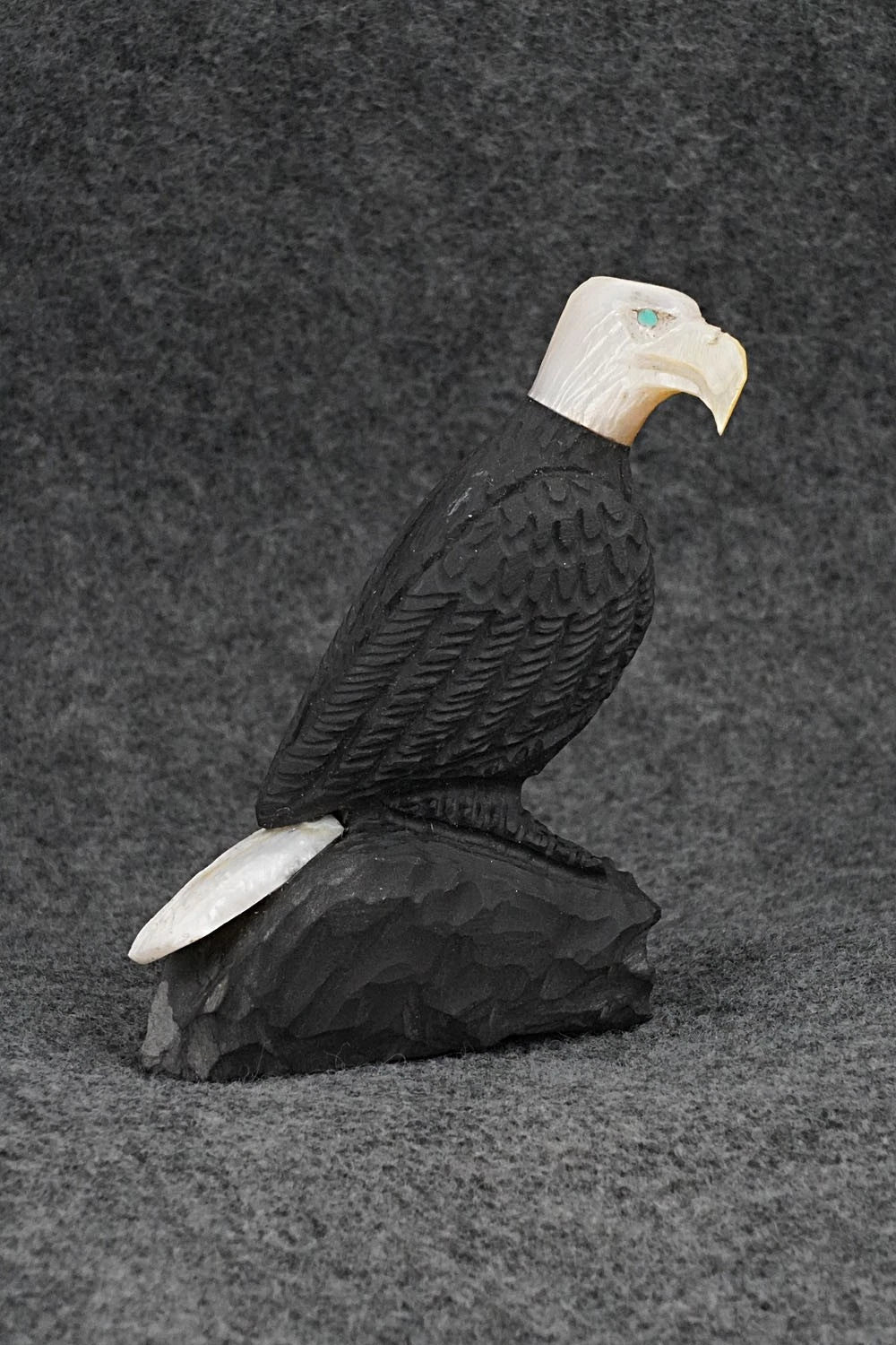 Bald Eagle Zuni Fetish Carving - Fenton Luna