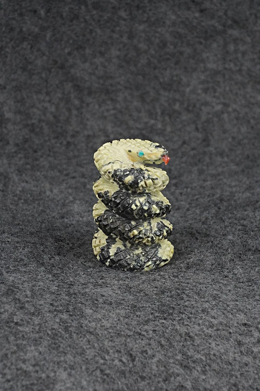 Rattlesnake Zuni Fetish Carving - Todd Etsate