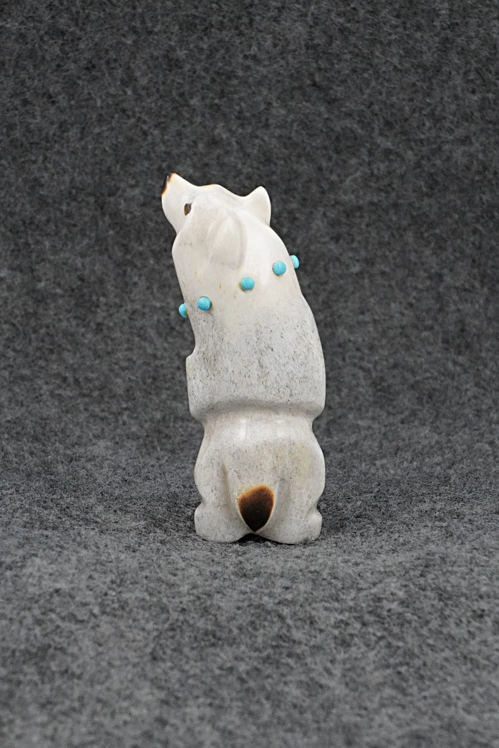 Bear Zuni Fetish Carving - Claudia Peina