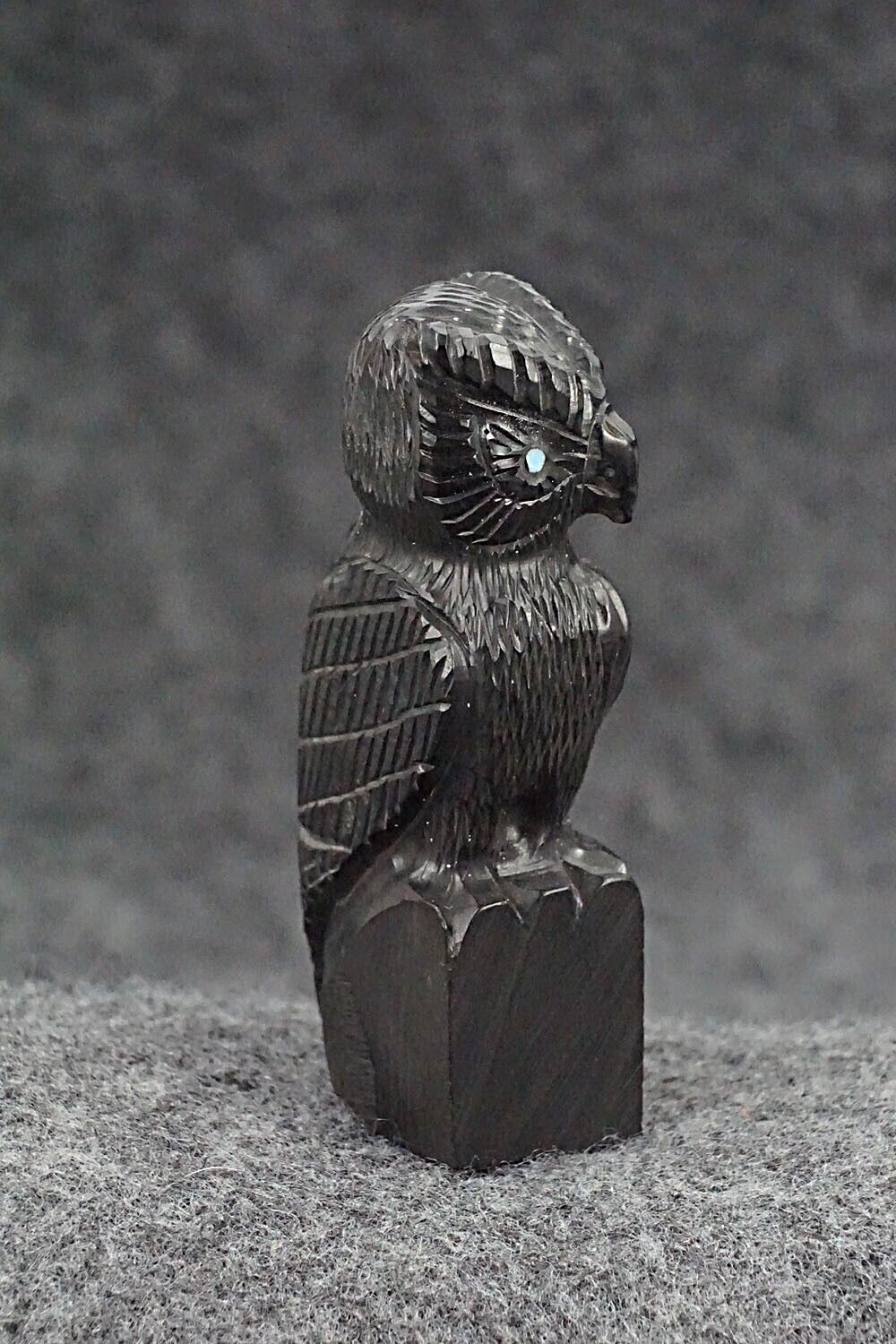 Owl Zuni Fetish Carving - Chris Peina