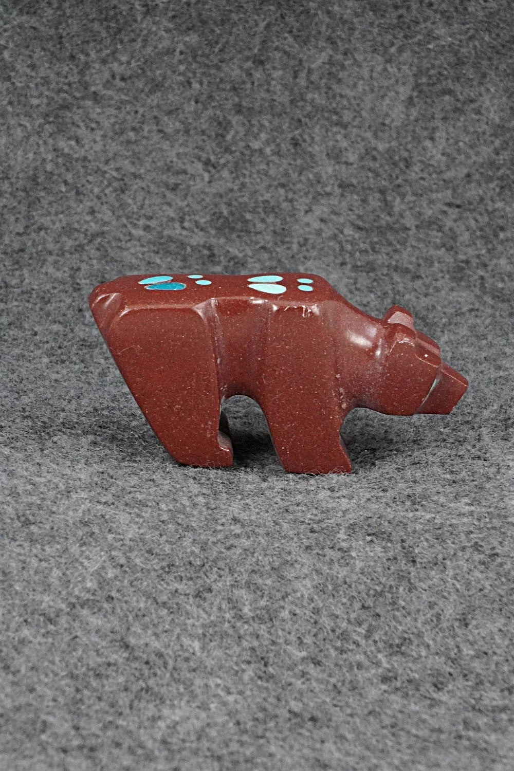 Bear Zuni Fetish Carving - Cameron Nastacio