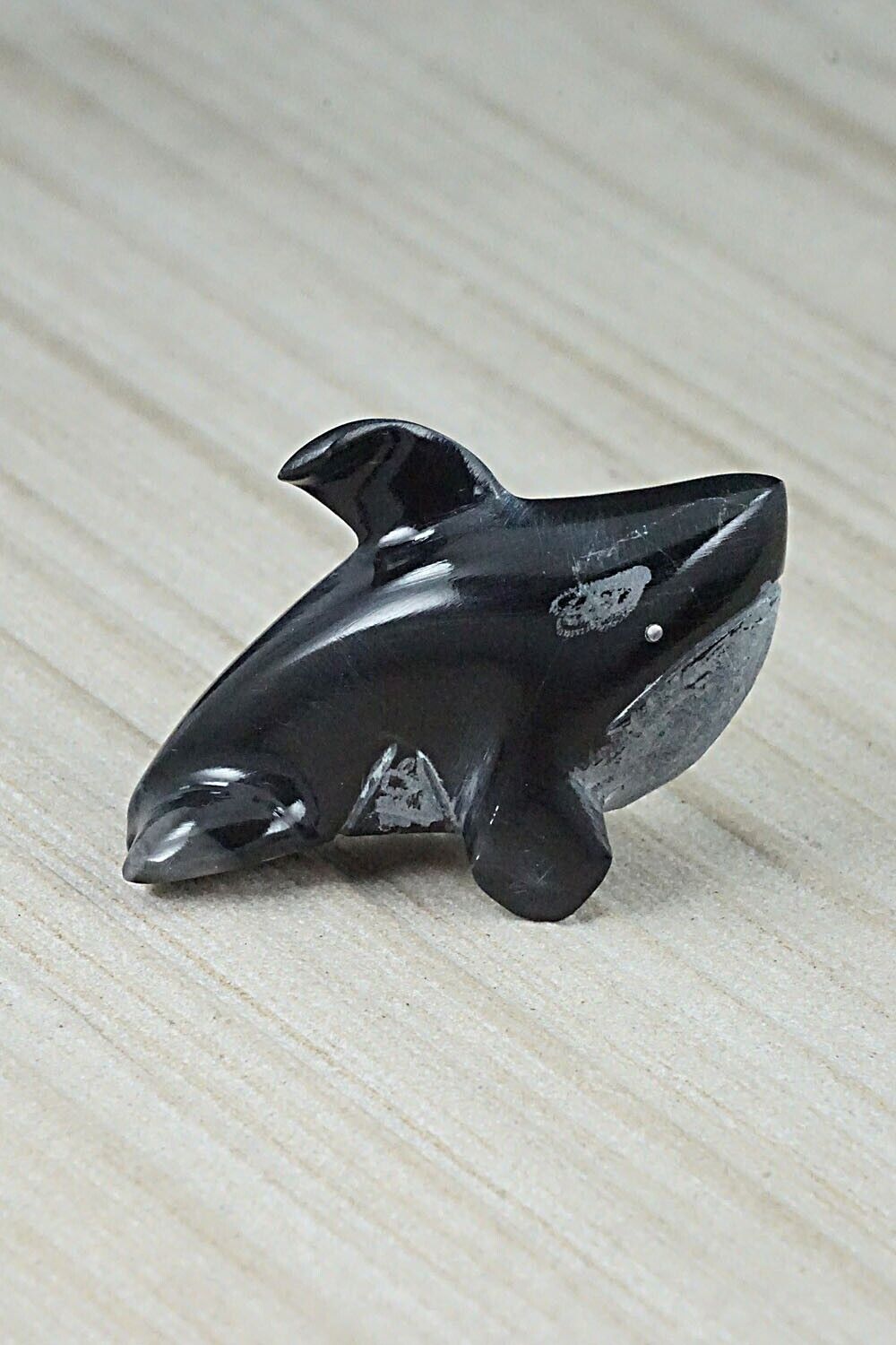 Orca Whale Zuni Fetish Carving - Kenny Chavez