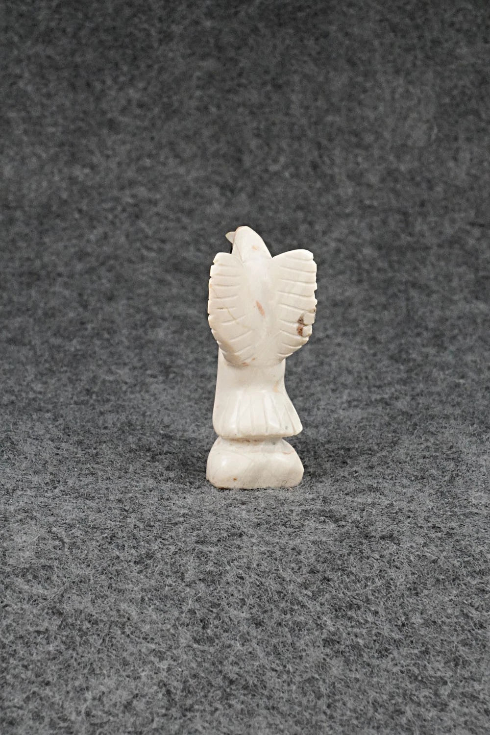 Hummingbird Zuni Fetish Carving - Justin Red Elk