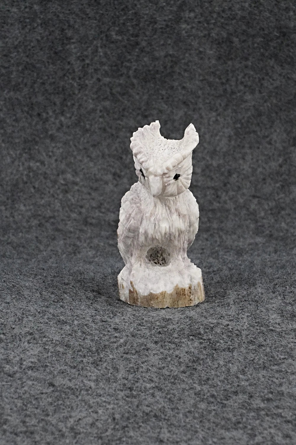 Owl Zuni Fetish Carving - Chris Peina