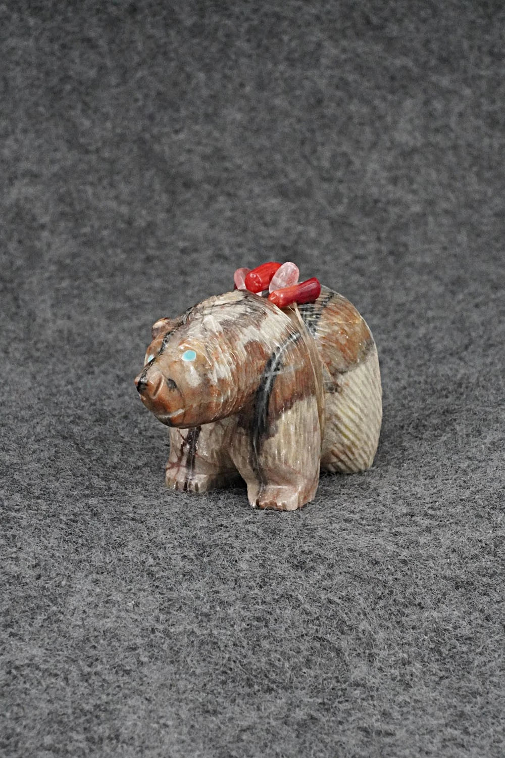 Bear Zuni Fetish Carving - Farlan & Paulette Quam