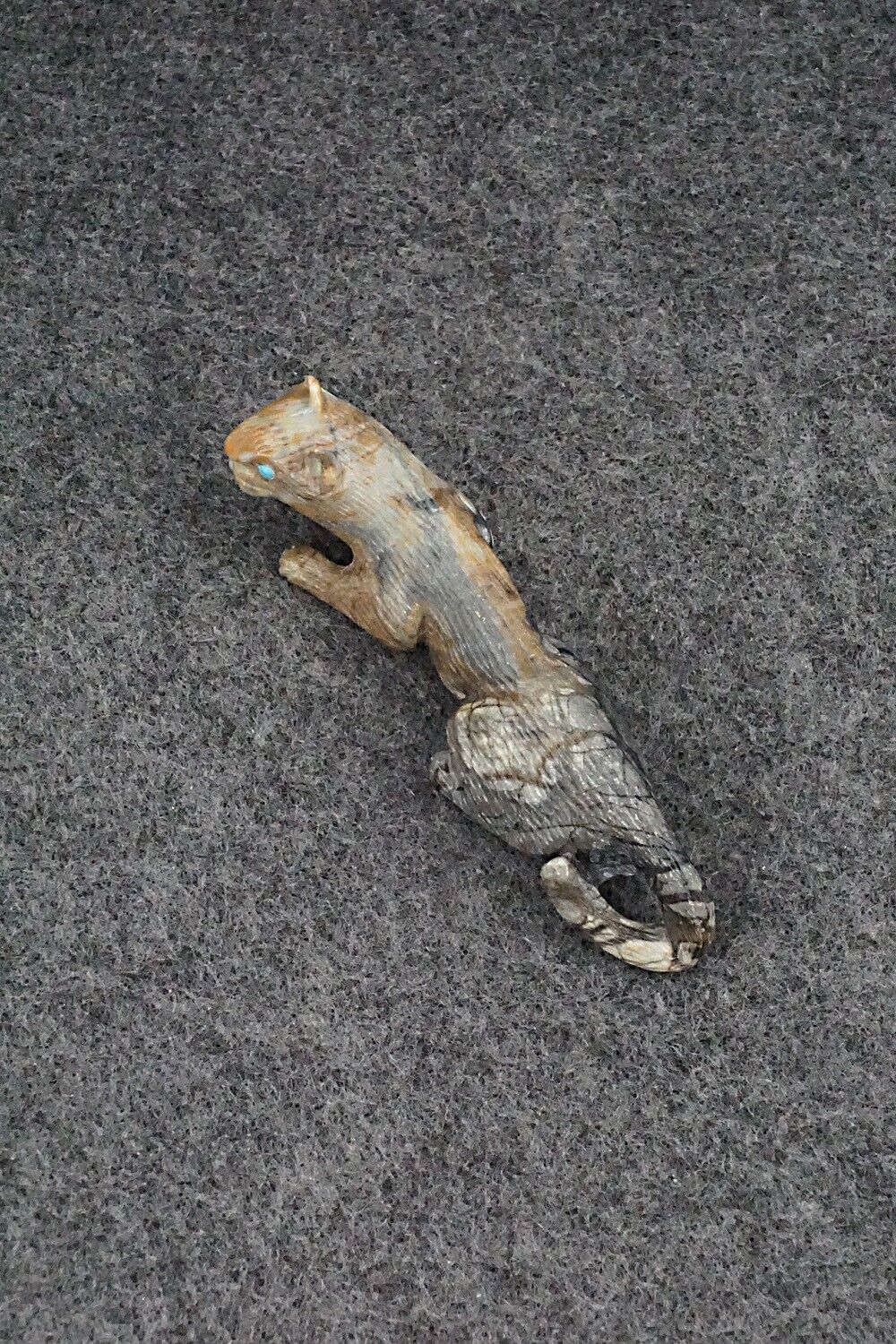 Mountain Lion Zuni Fetish Carving - Lance Cheama