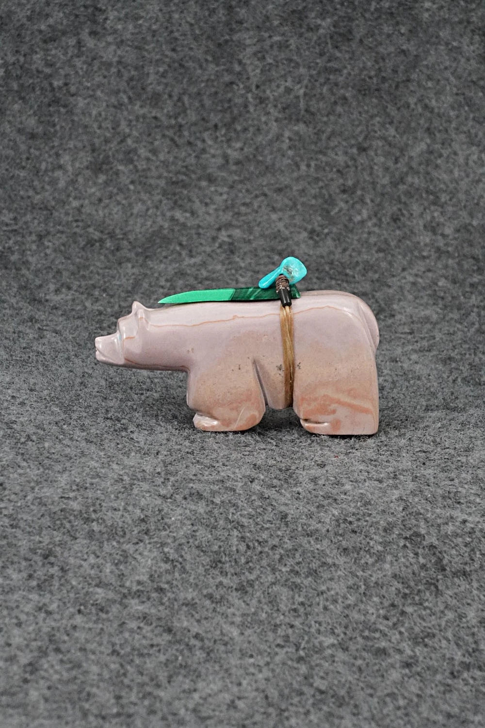 Bear Zuni Fetish Carving - Alex Tsethalakai