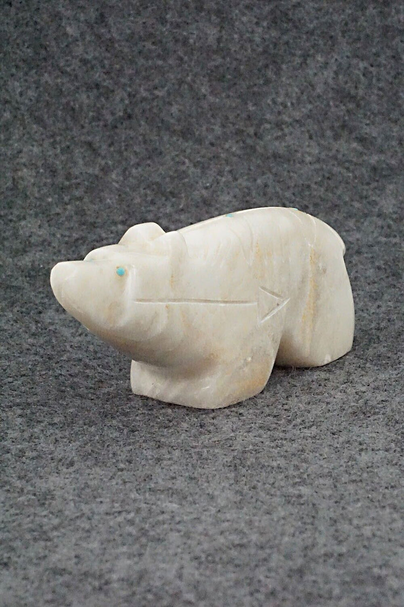 Bear Zuni Fetish Carving - Brandon Phillips