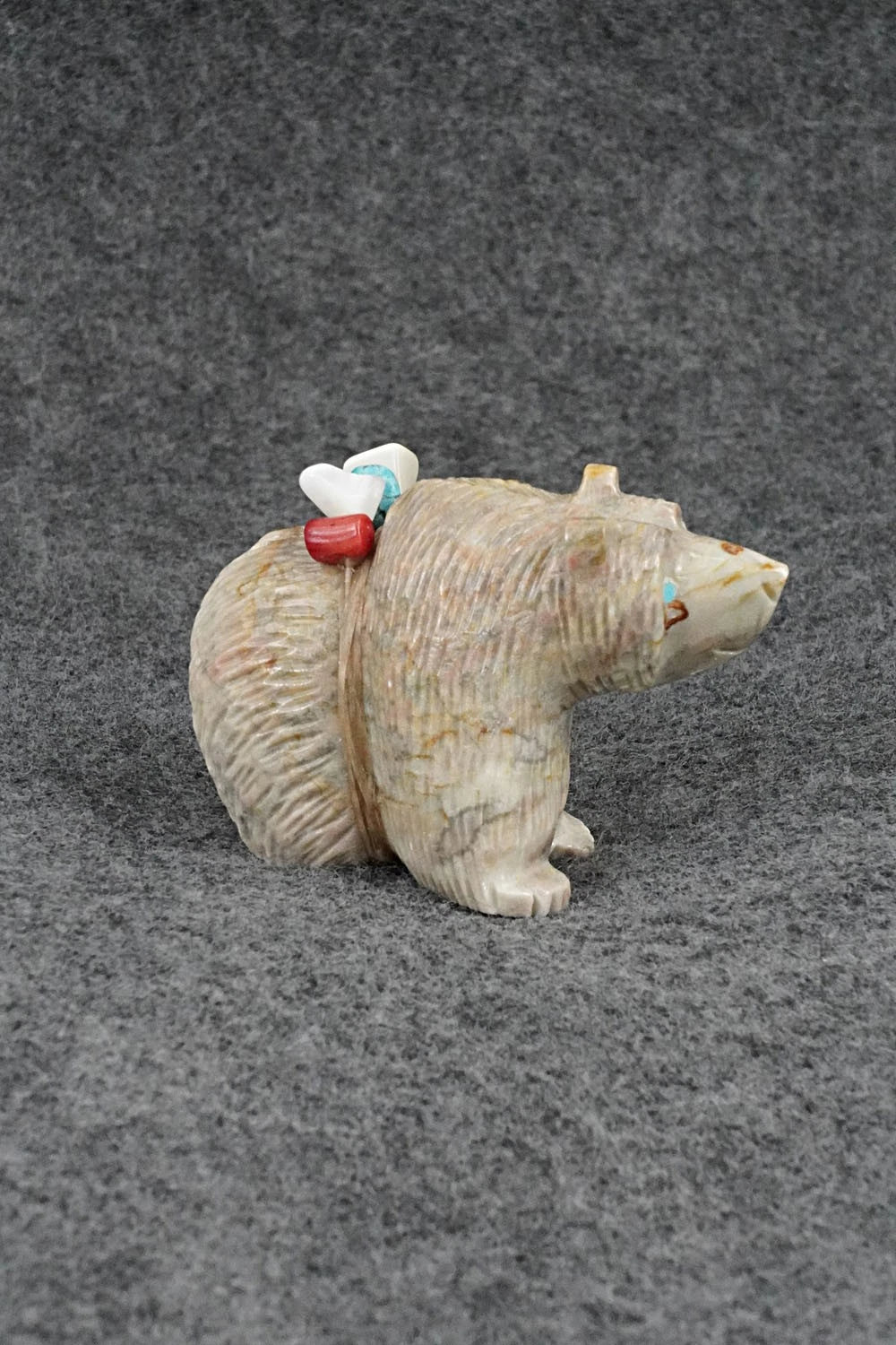 Bear Zuni Fetish Carving - Farlan & Paulette Quam