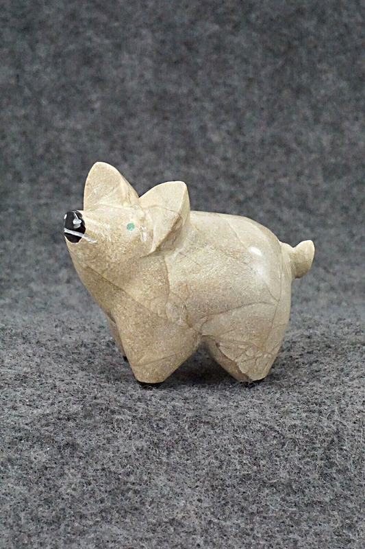 Pig Zuni Fetish Carving - Enrike Leekya