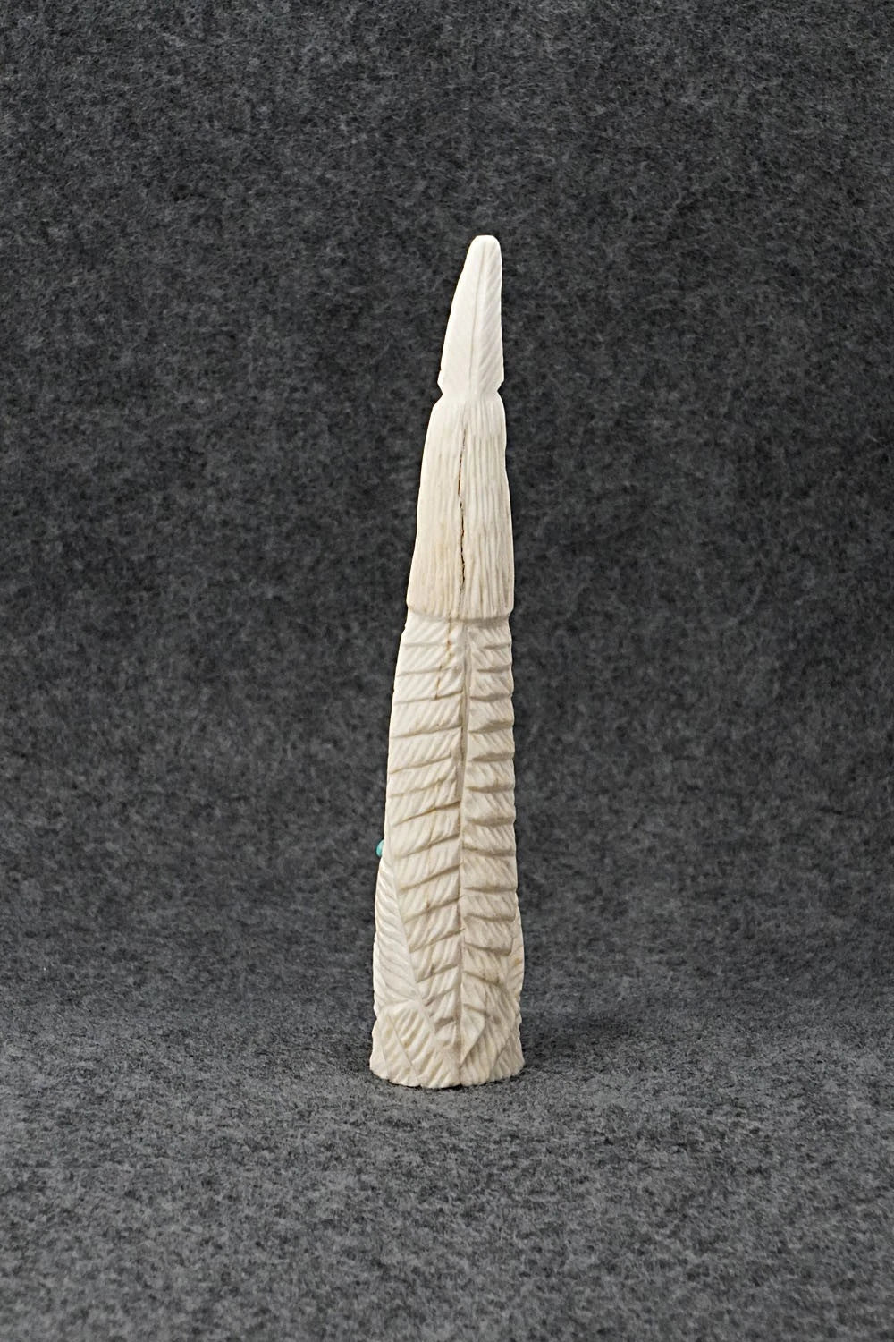 Corn Maiden Zuni Fetish Carving - Garrick Weeka