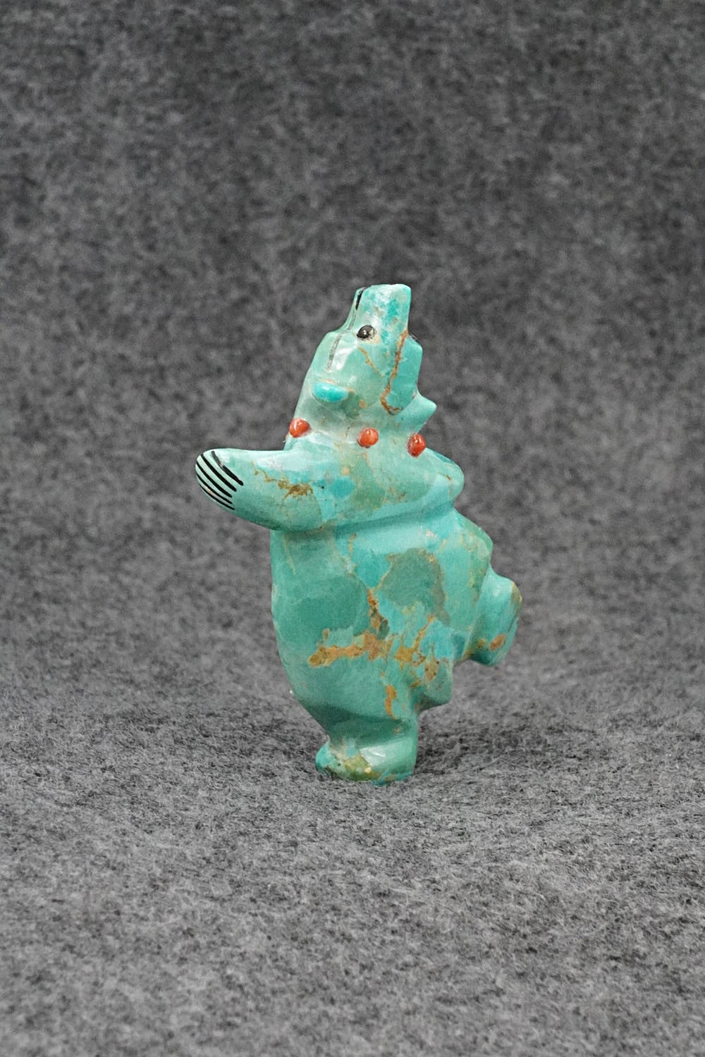 Bear Zuni Fetish Carving - Claudia Peina