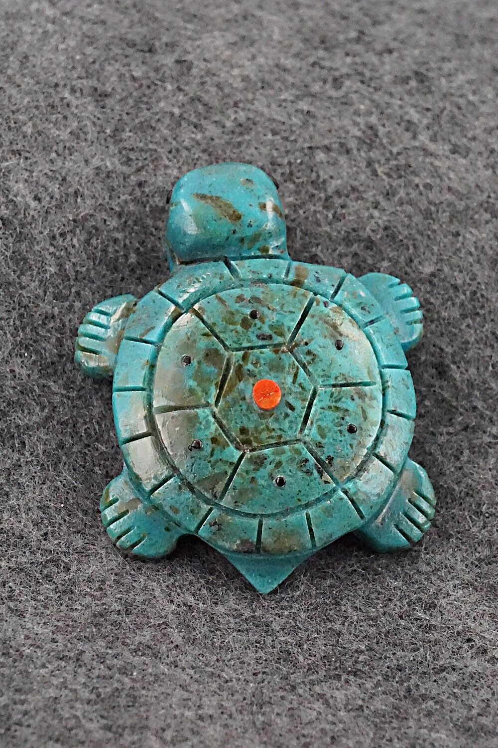 Turtle Zuni Fetish Carving - Reynold Lunasee
