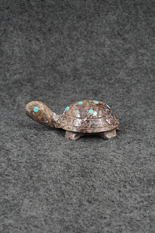 Turtle Zuni Fetish Carving - Ronnie Lunasee