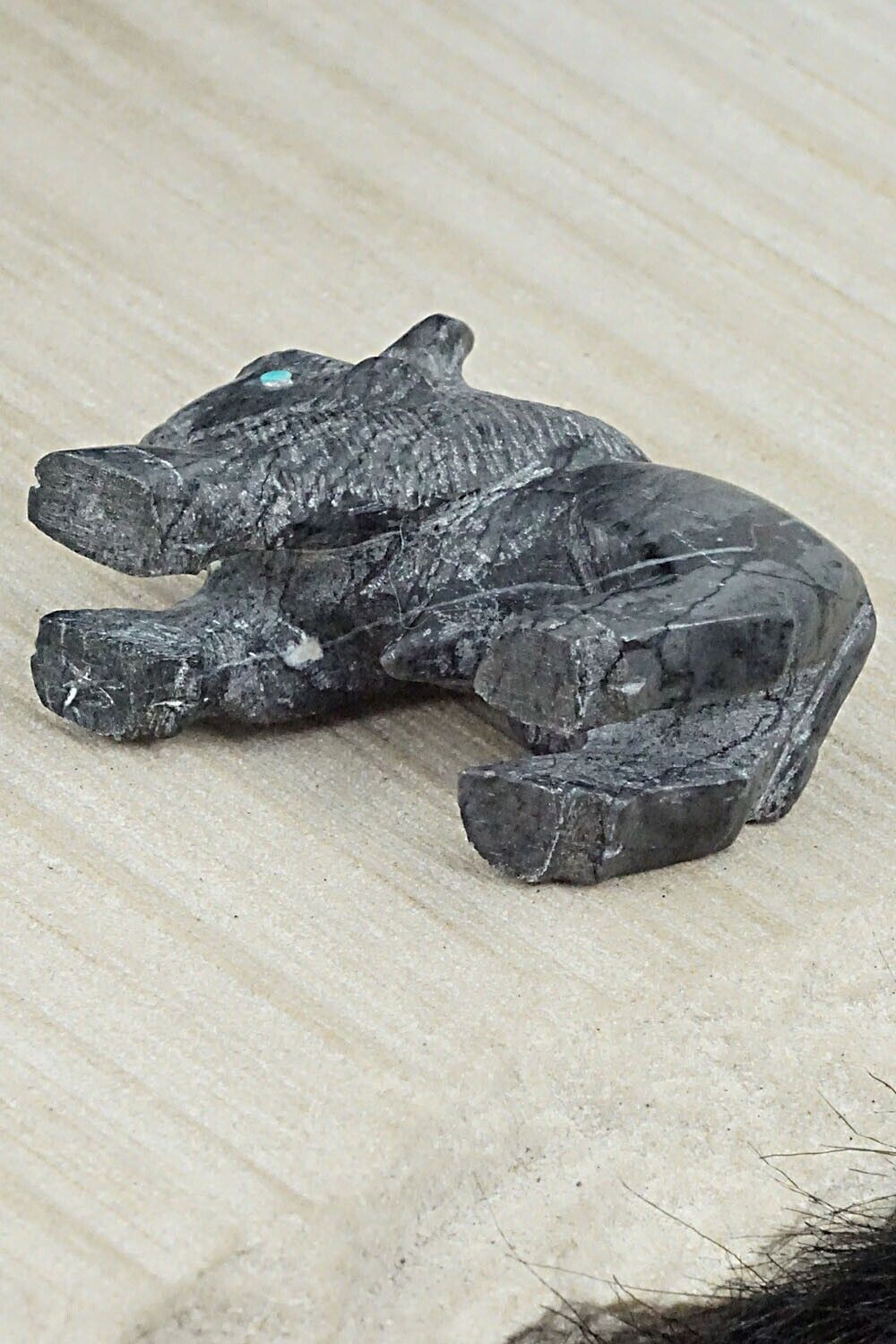 Buffalo Zuni Fetish Carving - Derrick Kaamasee