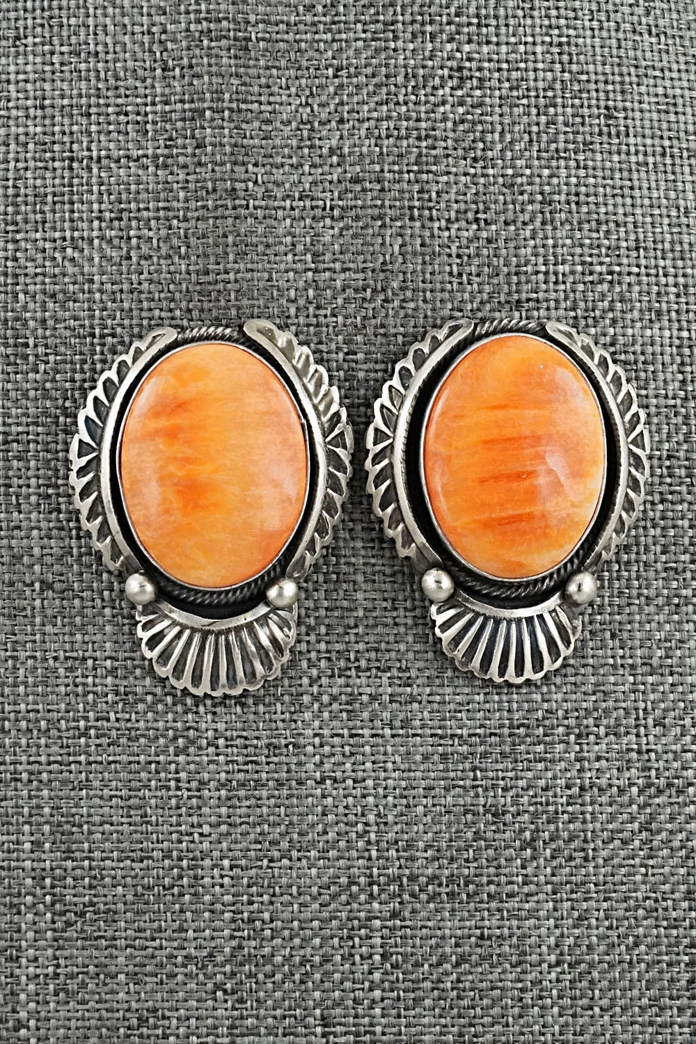 Spiny Oyster & Sterling Silver Squash Blossom Set - Mark Yazzie