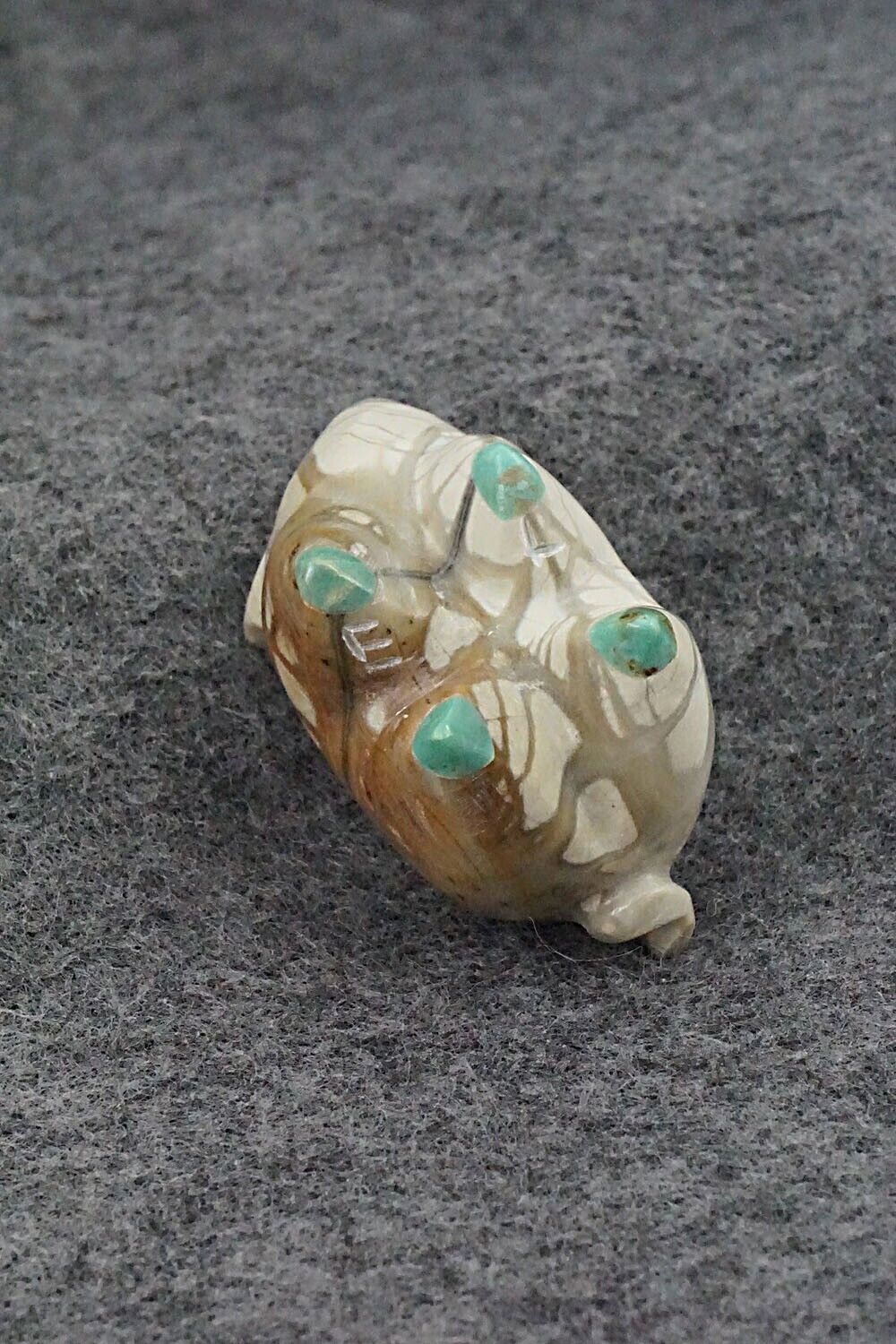 Pig Zuni Fetish Carving - Enrike Leekya