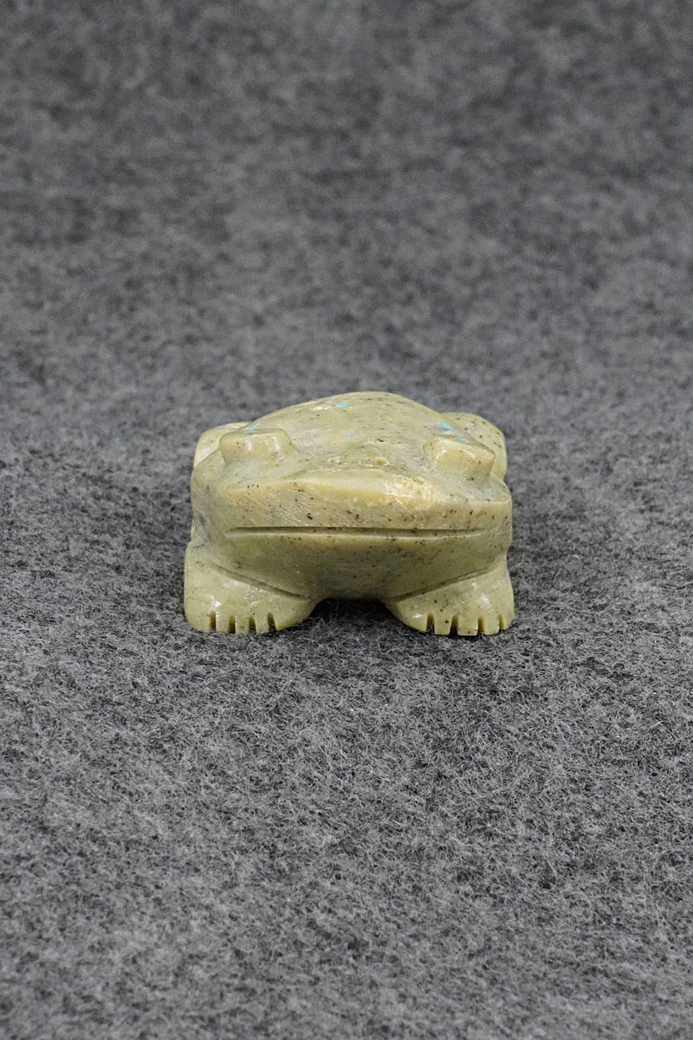 Frog Zuni Fetish Carving - Adrian Cachini