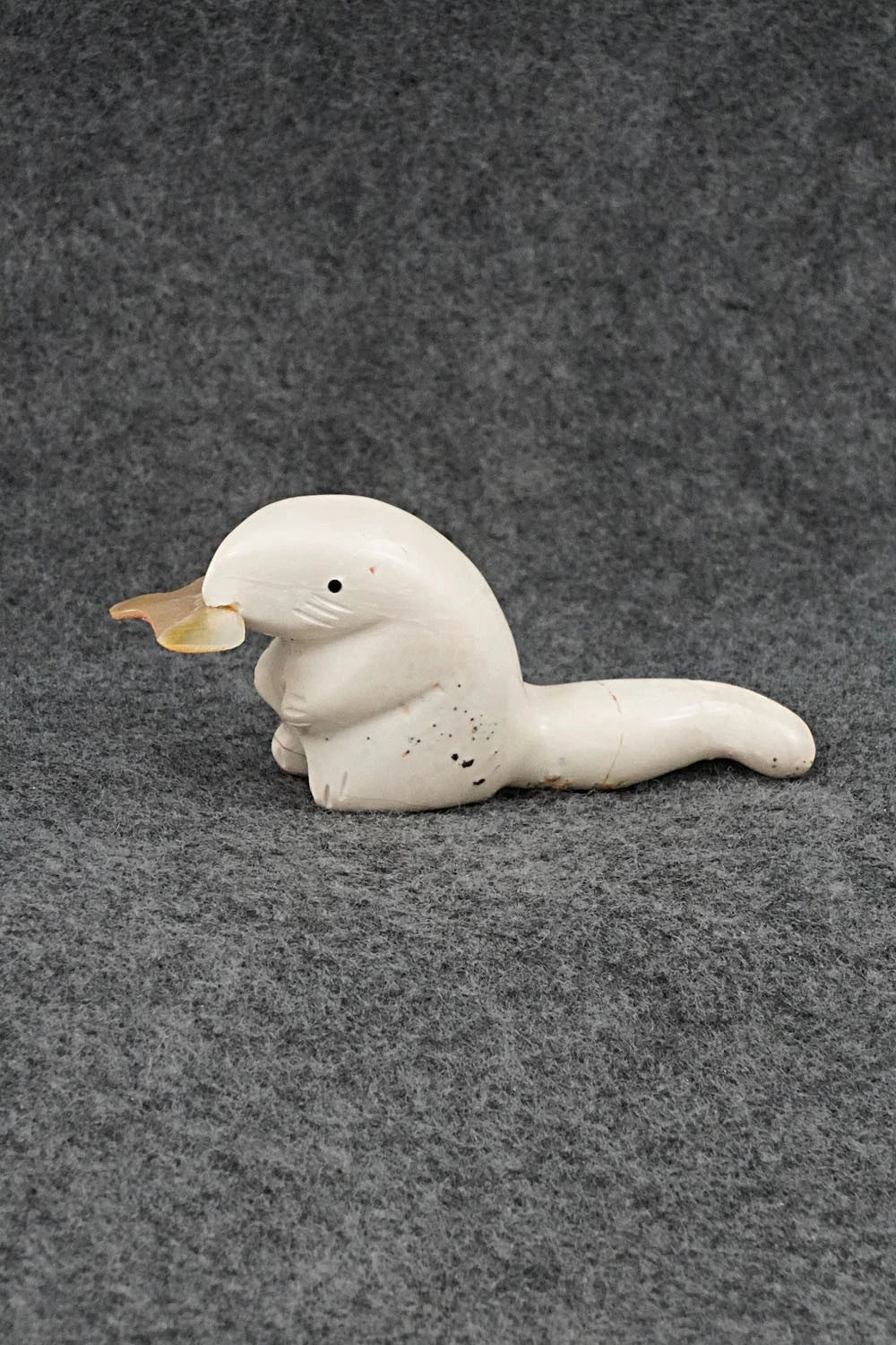 Otter Zuni Fetish Carving - Justin Red Elk
