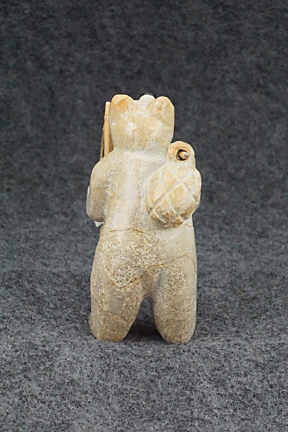 Bear with Fishing Pole Zuni Fetish Carving - Enrike Leekya