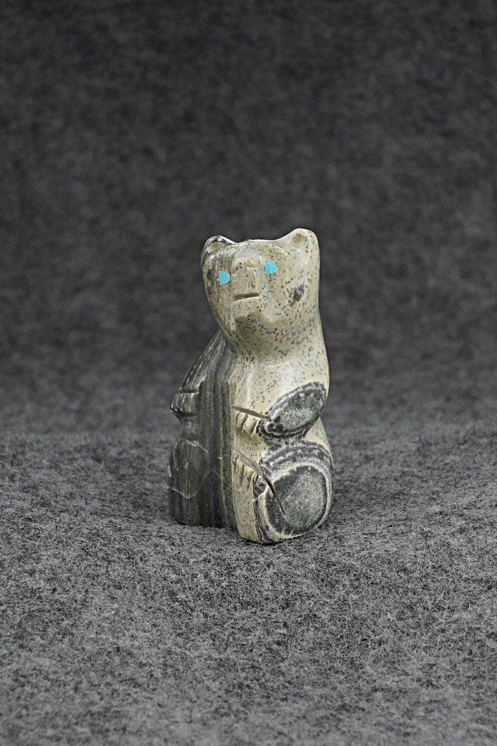 Bear Zuni Fetish Carving - David Chavez