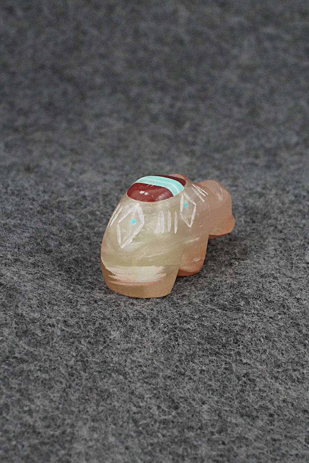 Bear Zuni Fetish Carving - Brandon Phillip