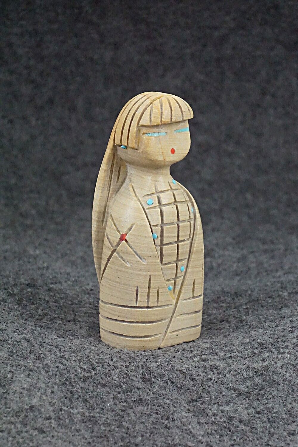 Corn Maiden Zuni Fetish Carving - Douglas Martza