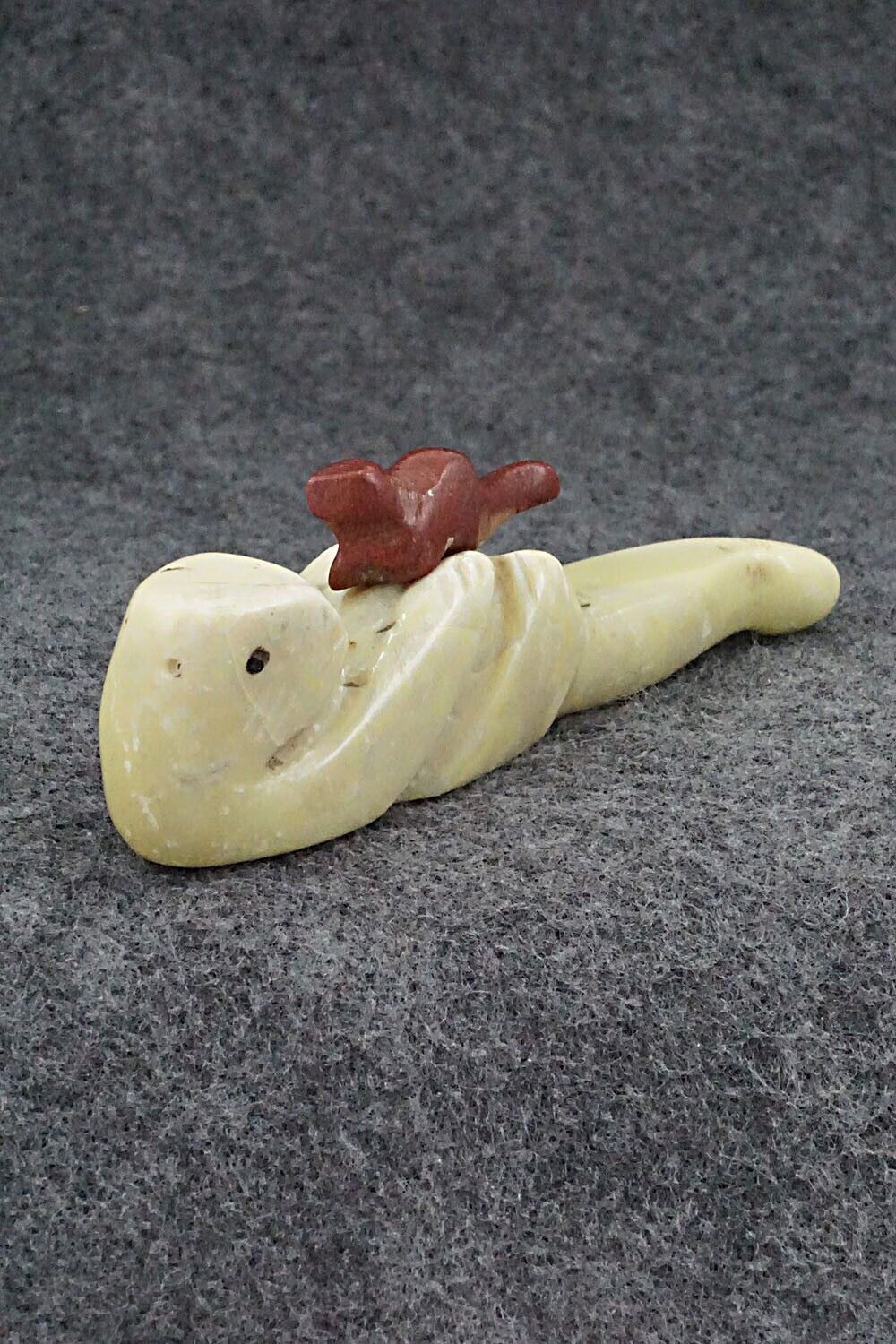 Otter with Cub Zuni Fetish Carving - Justin Red Elk