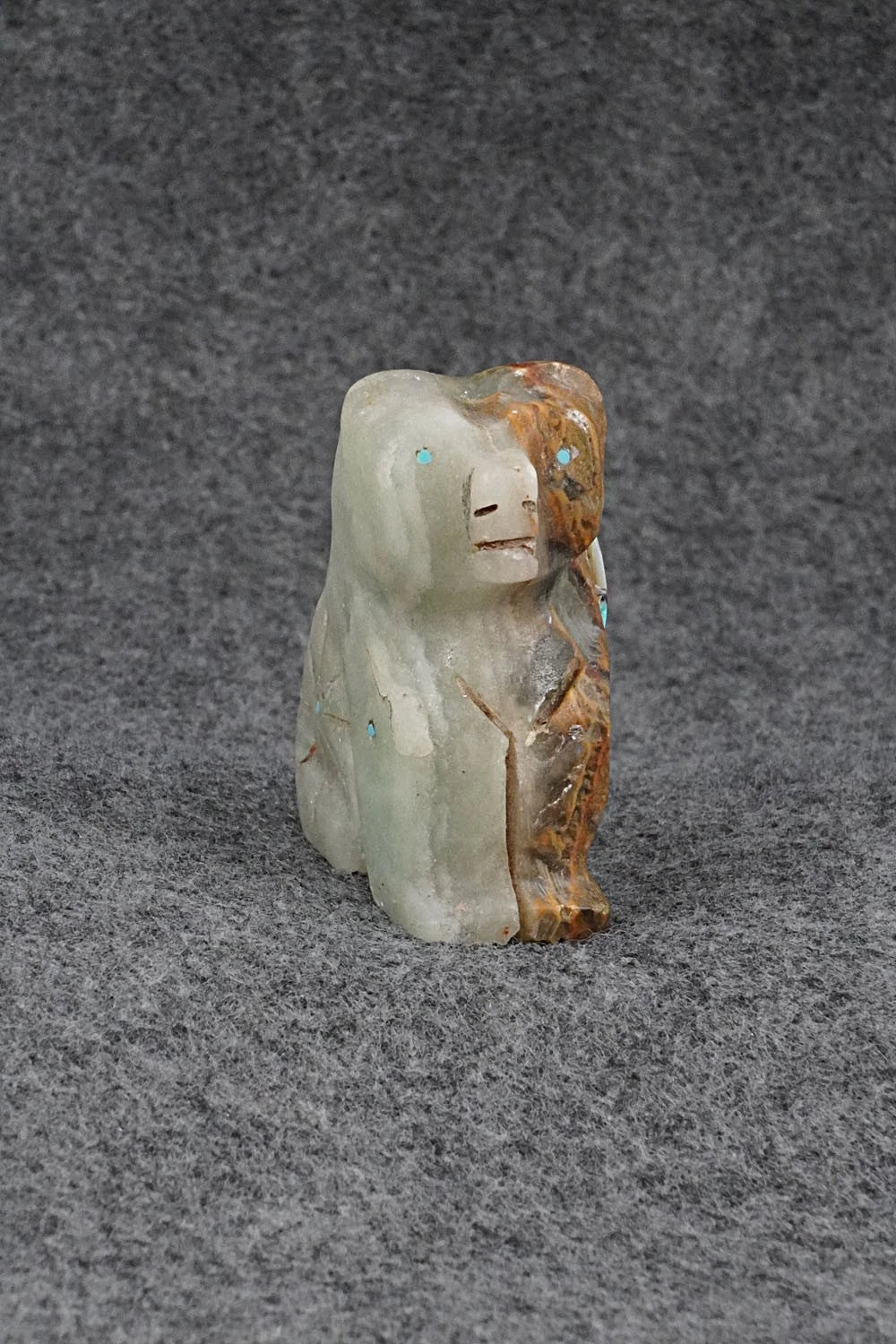 Bear Zuni Fetish Carving - Robert Celicion