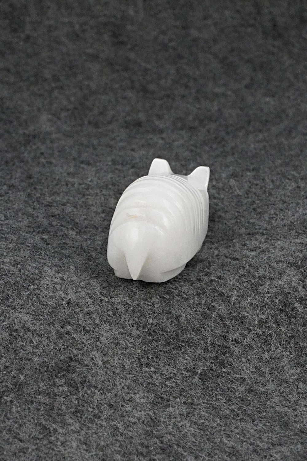 Armadillo Zuni Fetish Carving - Abby Quam Panteah