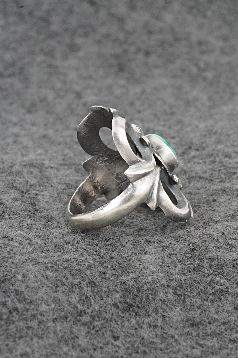 Turquoise & Sterling Silver Ring - Harrison Bitsue - Size 9