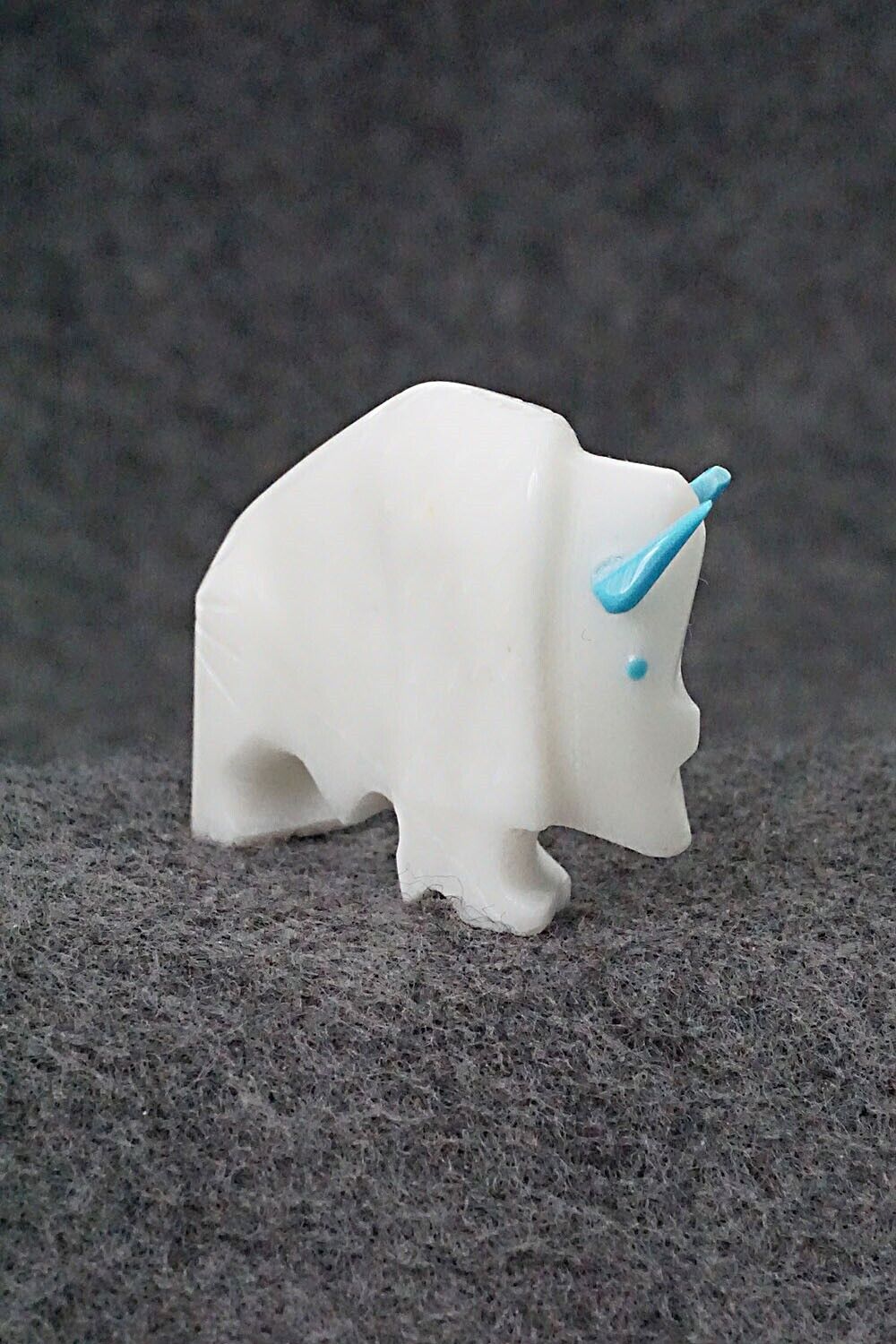 Buffalo Zuni Fetish Carving - Todd Etsate