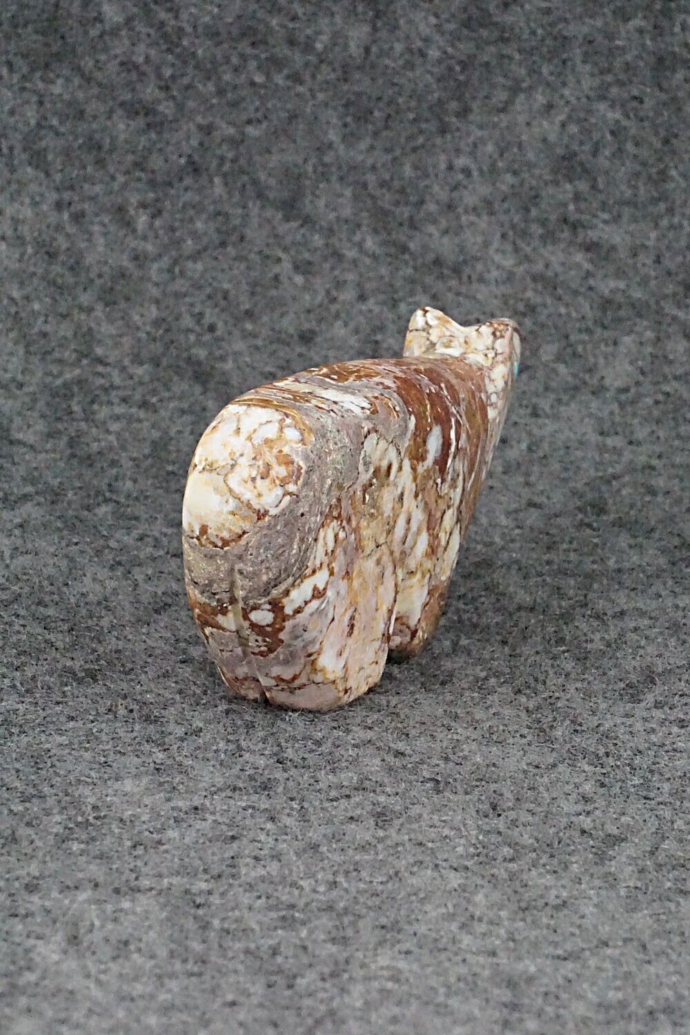 Bear Zuni Fetish Carving - Ronnie Lunasee