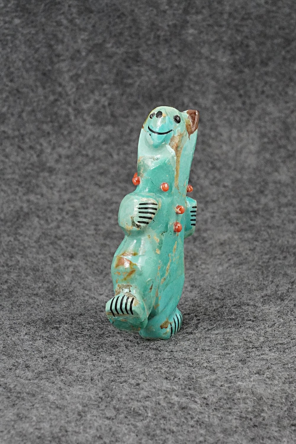Bear Zuni Fetish Carving - Claudia Peina