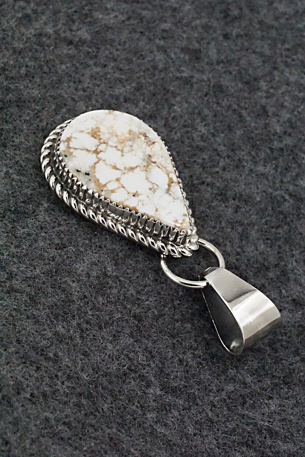 Wild Horse & Sterling Silver Pendant - Alvin Joe