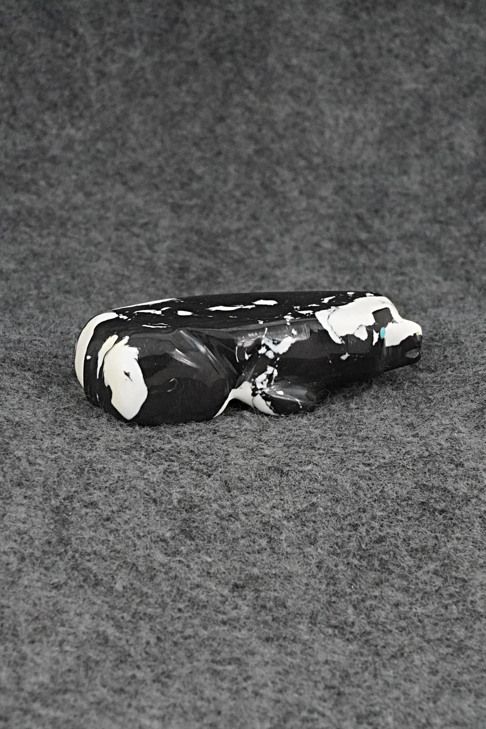 Badger Zuni Fetish Carving - David Chavez