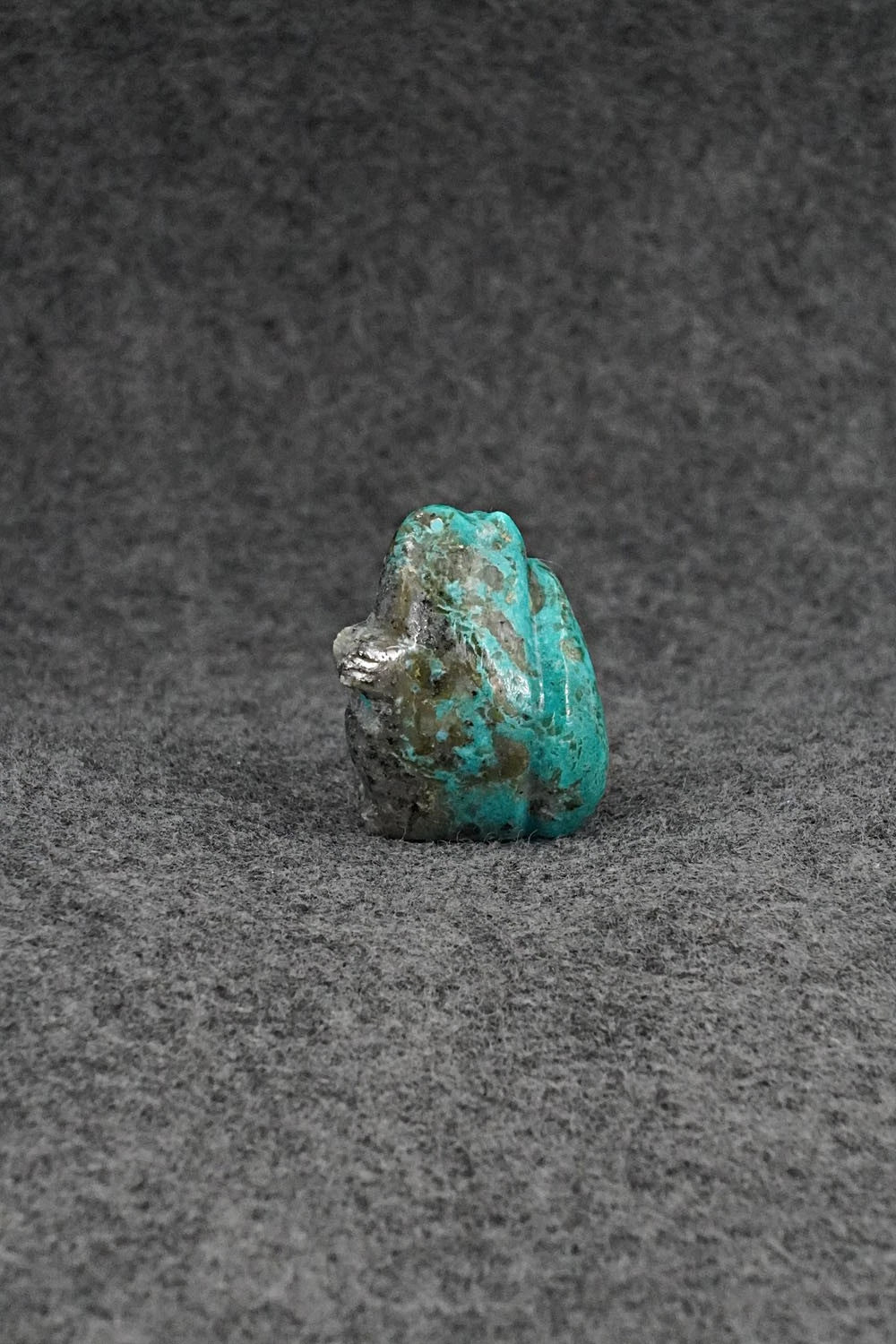 Squirrel Zuni Fetish Carving - Abby Panteah Quam