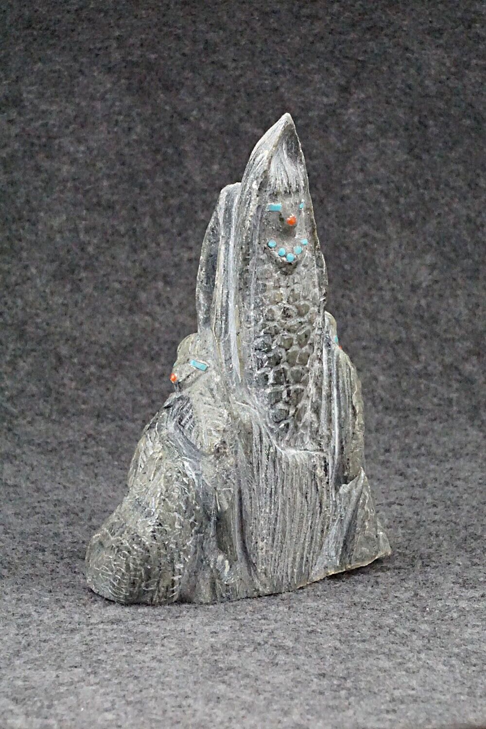 Corn Maiden Zuni Fetish Carving - Derrick Kaamasee