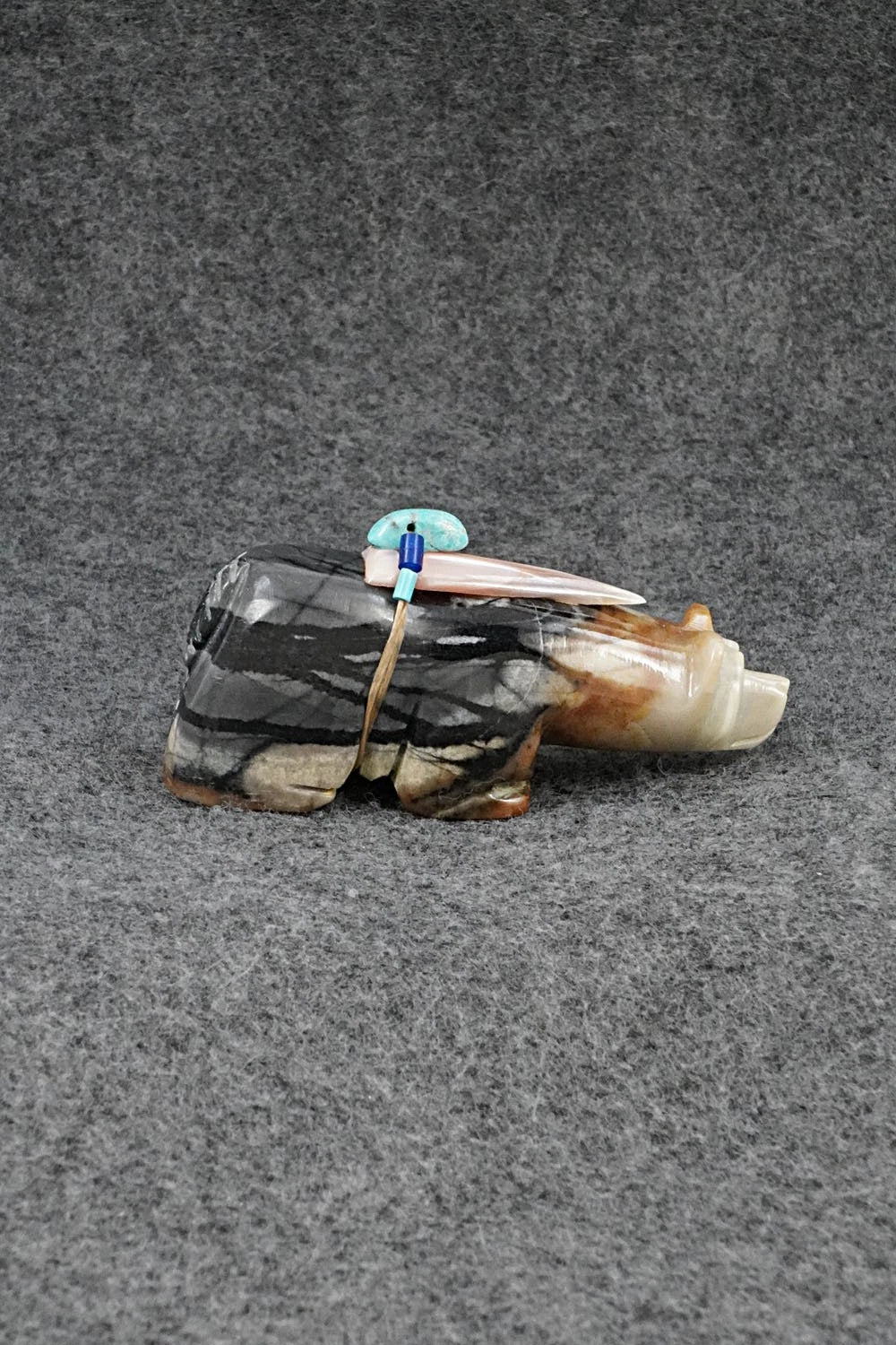 Bear Zuni Fetish Carving - Alex Tsethlikai