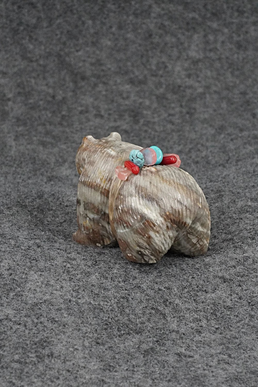 Bear Zuni Fetish Carving - Farlan & Paulette Quam