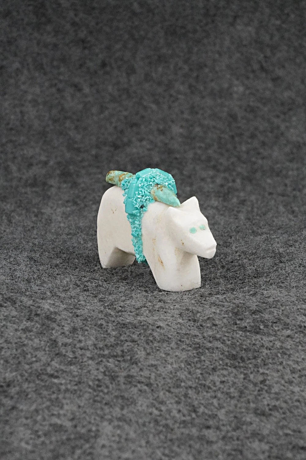 Wolf Zuni Fetish Carving - Marveletta Phillips