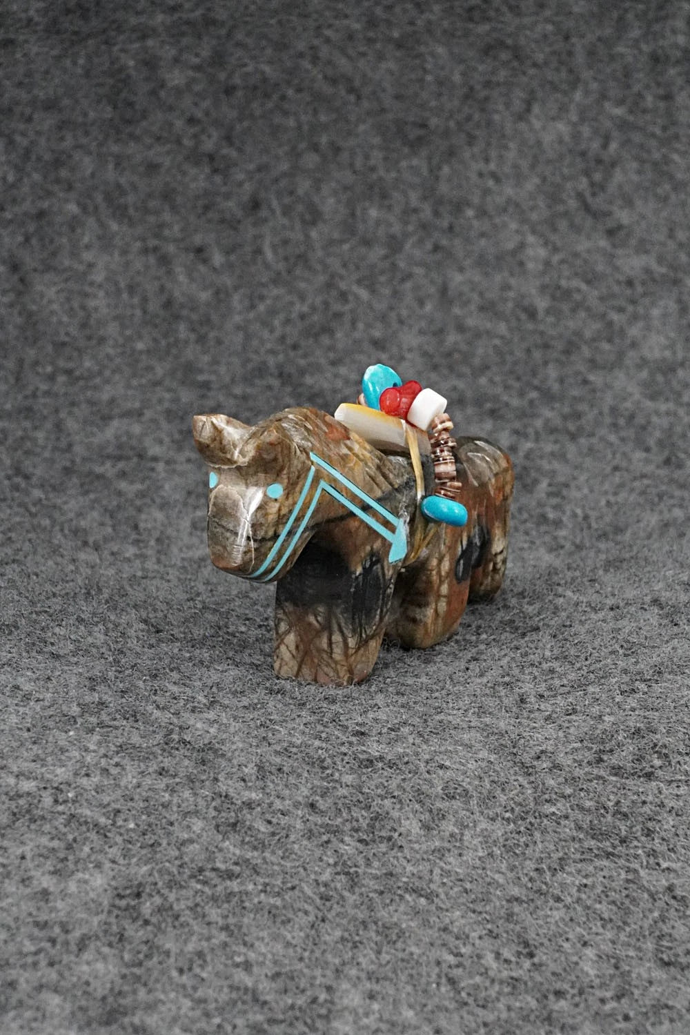 Horse Zuni Fetish Carving - Rodney Laiwakete