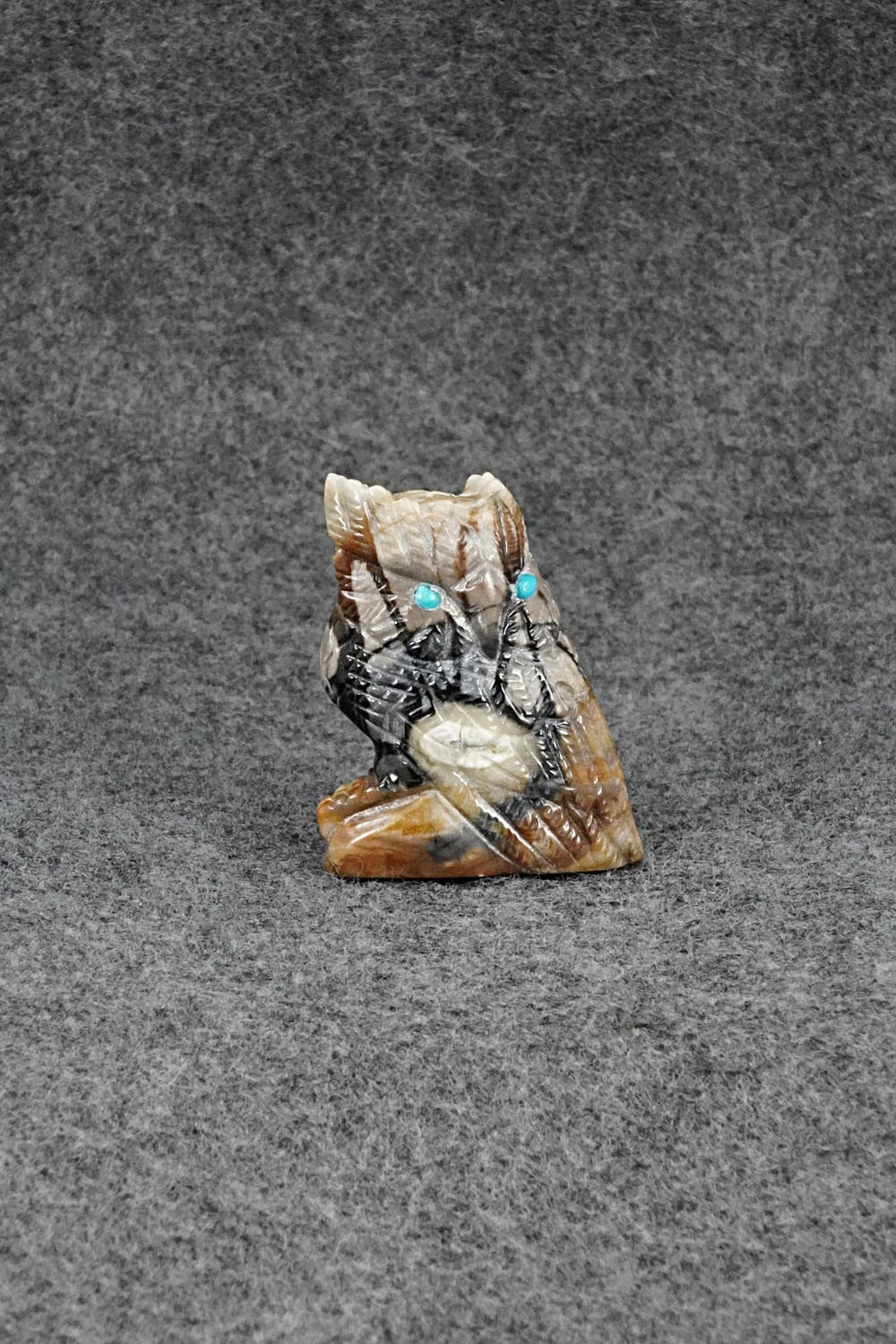 Owl Zuni Fetish Carving - Randy Lucio