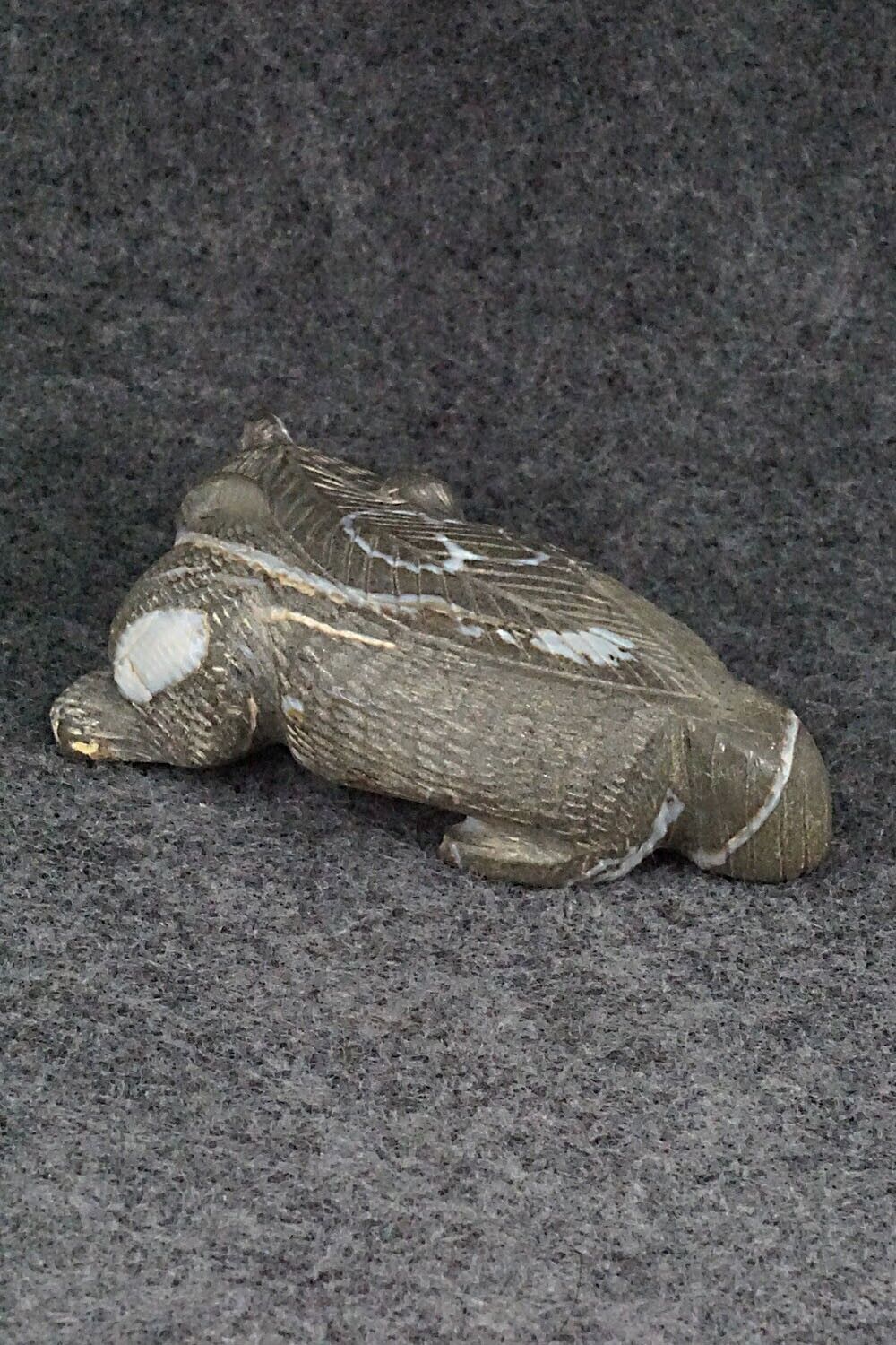 Badger Zuni Fetish Carving - Karen Zunie