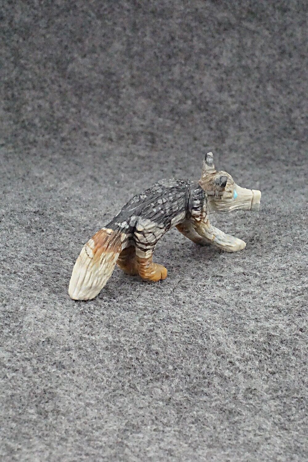 Wolf Zuni Fetish Carving - Cody Cheama
